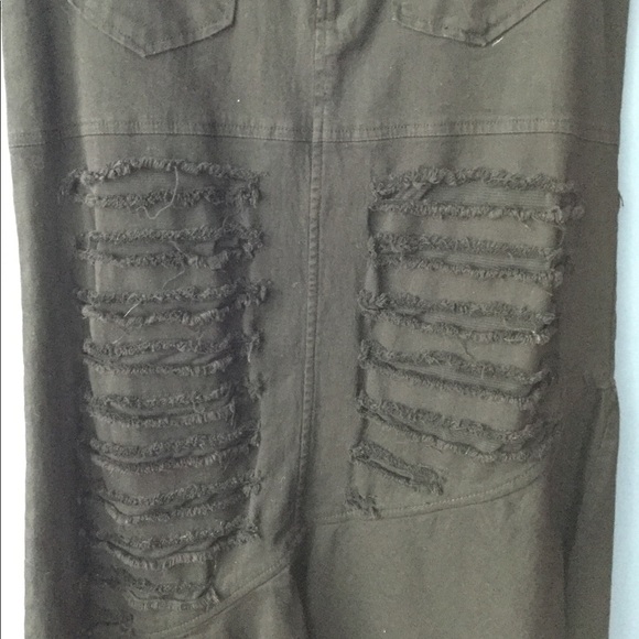 Le doux denim midi skirt - Picture 2 of 4